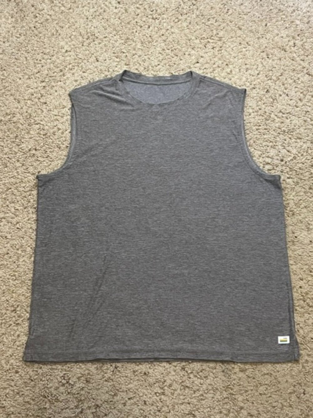 Vuori Heather Gray Strato Muscle Tee Performance Shirt Size L See Measurement